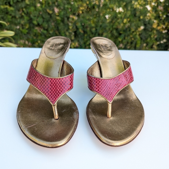 Gucci Pink Lizard Snakeskin Kitten Heel Sandals w/ Gold Studded - Picture 1 of 11